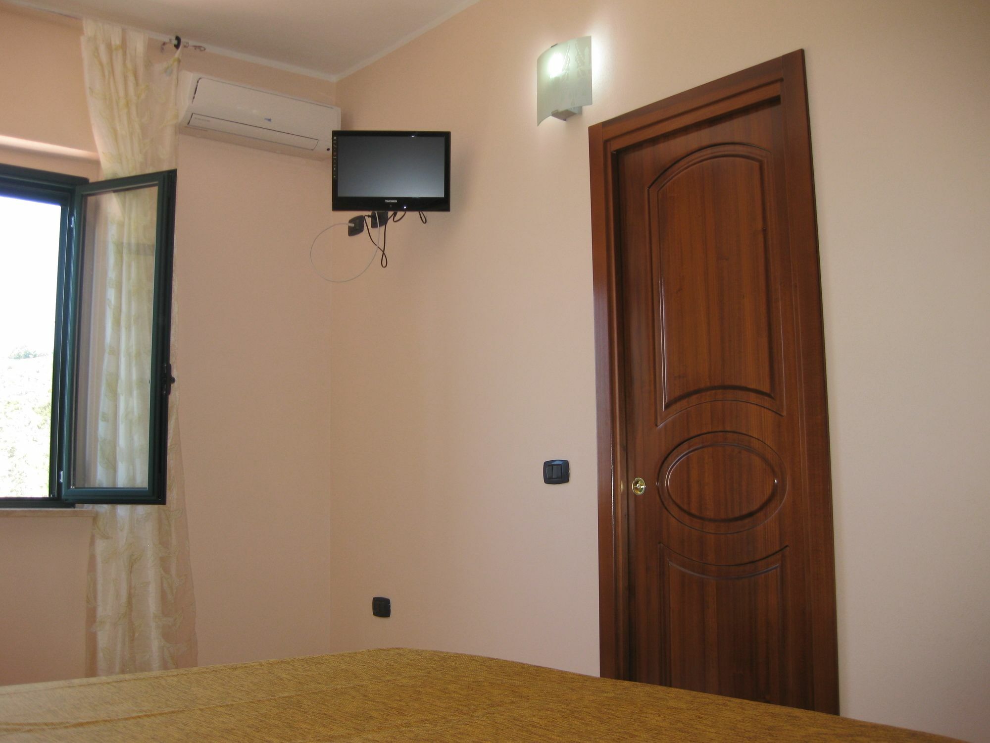 Locanda Adele Parghelia Exterior foto